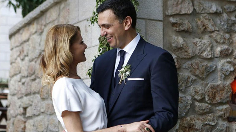 Βασίλης Κικίλιας & Τζένη Μπαλατσινού: Πότε θα κρατήσουν στην αγκαλιά τους το μωράκι τους;